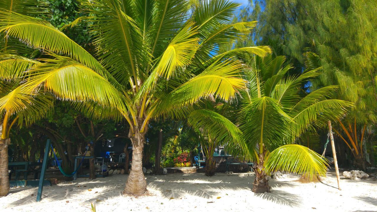 Matriki Beach Huts Arutanga Exterior photo