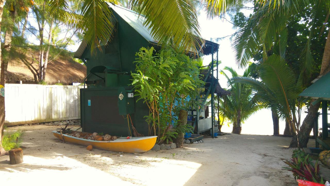 Matriki Beach Huts Arutanga Exterior photo